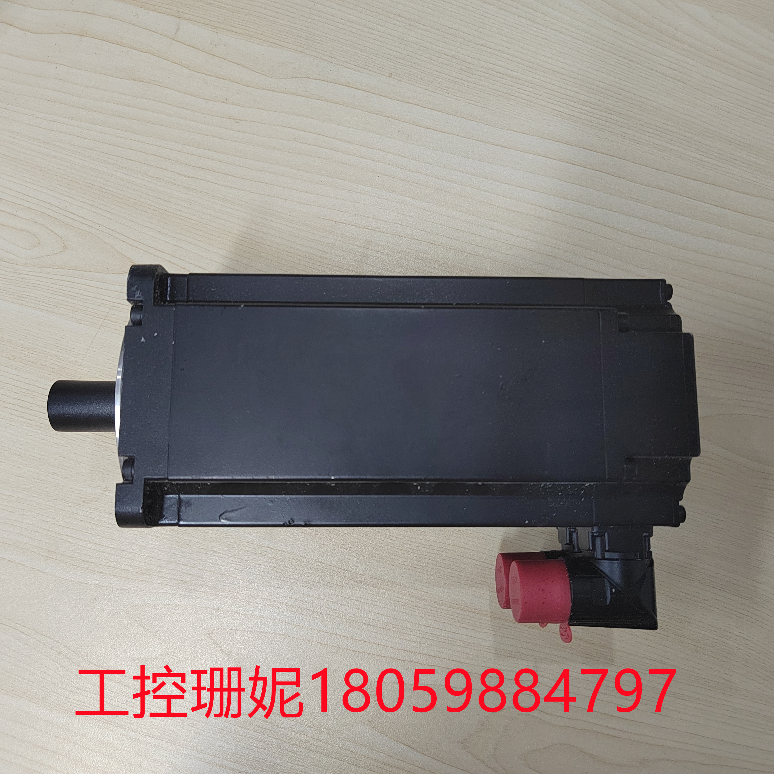 8LS46.R0045D000-0 同步电机  可以实现电能与机械能之间的变换